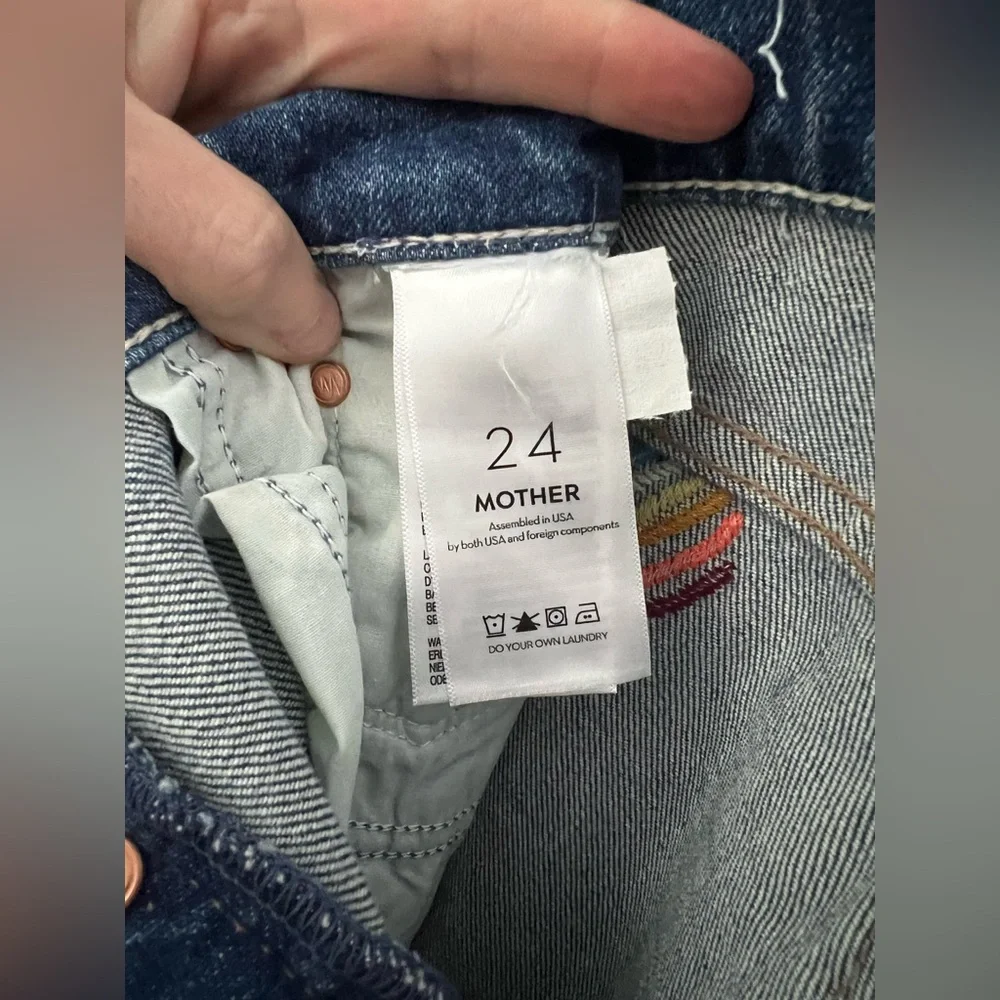 Mother The Rambler Sneak Embroidered Jeans in Running With Scissors Size 24 New - Picture 5 of 15